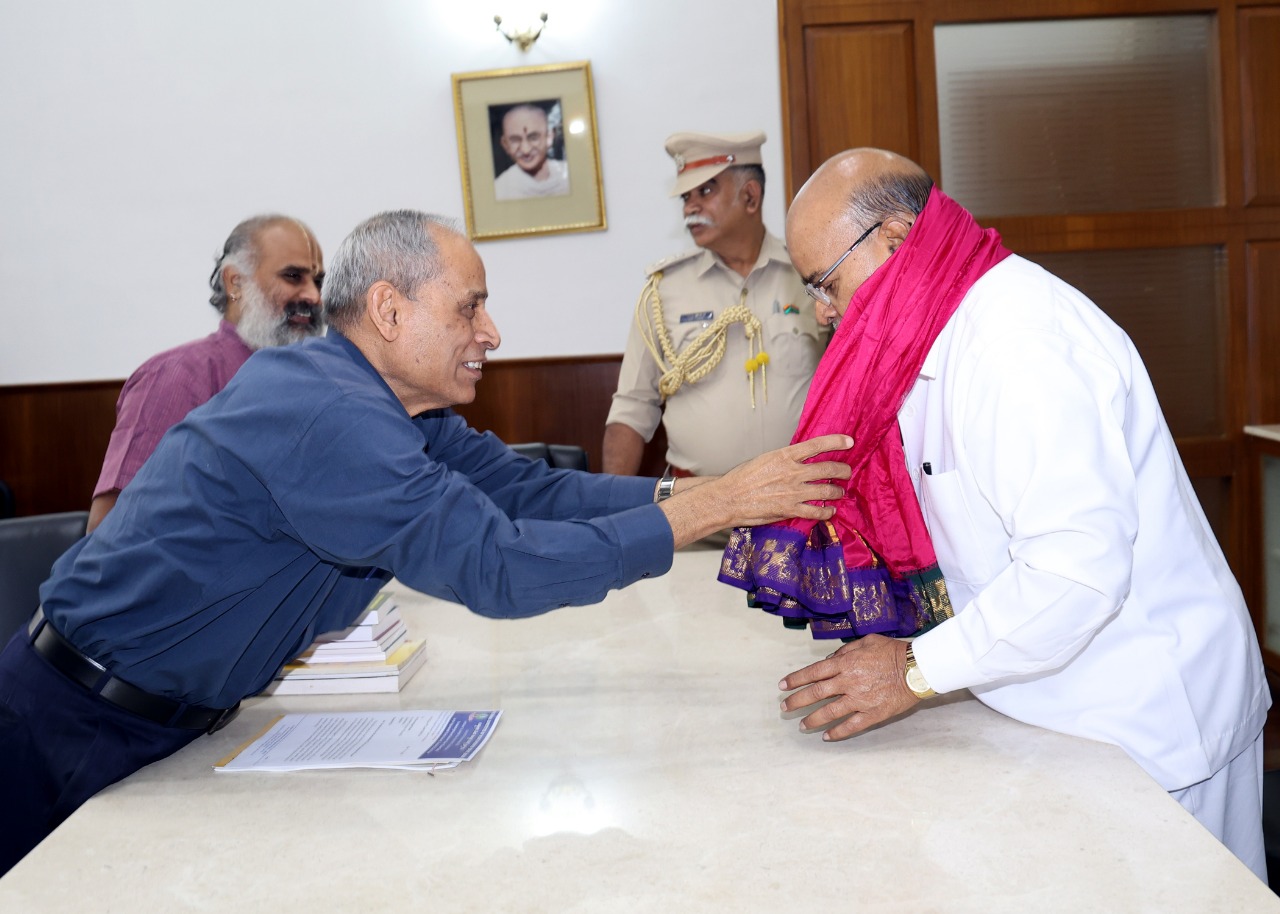 Governor Meeting
